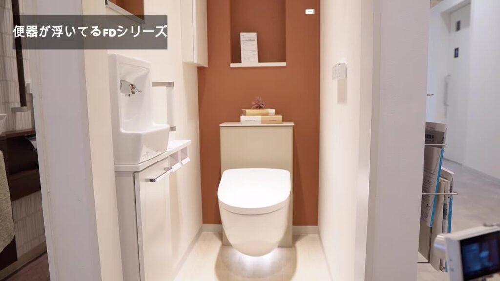 床から浮いているTOTOの壁掛けトイレFDシリーズ